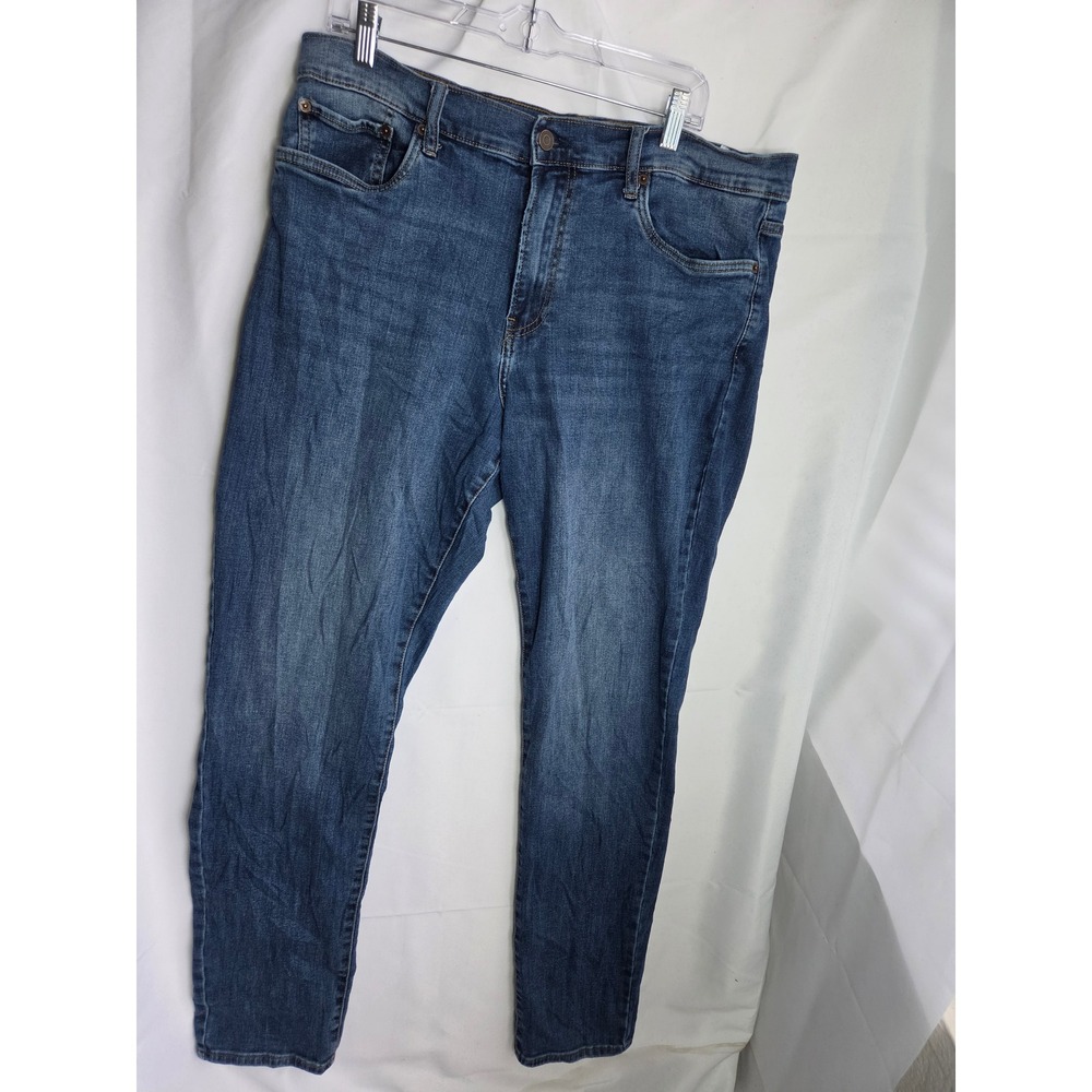 Lucky Brand  Straight Jeans Mens  Blue Medium Wash Straight Mid Rise